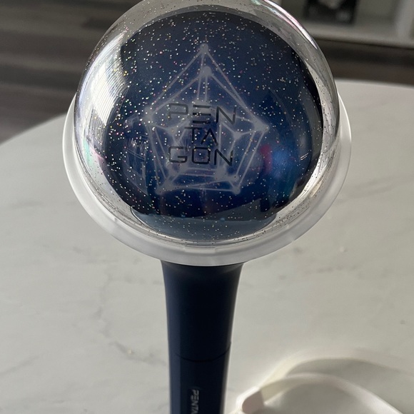 Pentagon Official Lightstick - Picture 3 of 5